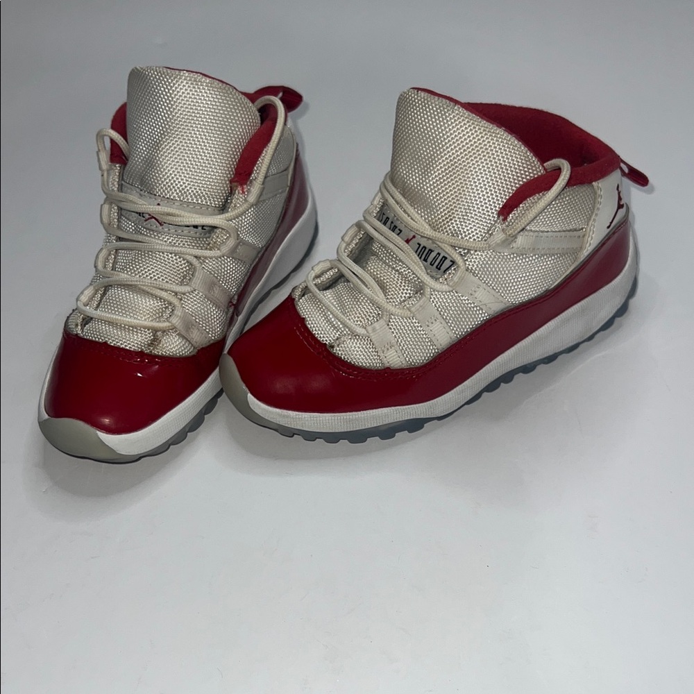 Kids Air Jordan Retro 11 Cherry Sneakers size 10C